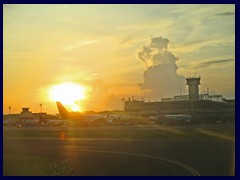 Romero International Airport 04 - approaching at sunset